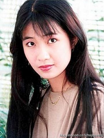 《爸爸2》吴镇宇及老婆王丽萍青涩旧照 费曼妈