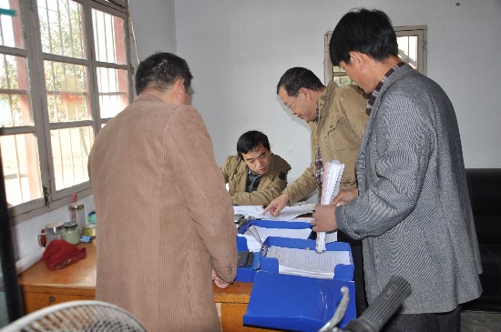 市政府组织相关部门到?上县开展重大危险源执