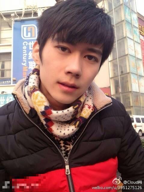 草根小鲜肉!帅气小哥自拍神似李易峰陈学冬合