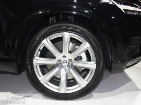 ��һ���ֶ���XC90