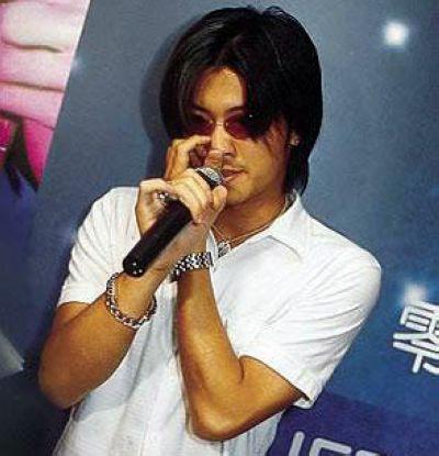 明星当众爆丑不雅瞬间:郭晶晶王力宏舒淇章子