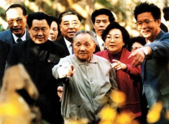 图说邓小平的传奇瞬间:三起三落