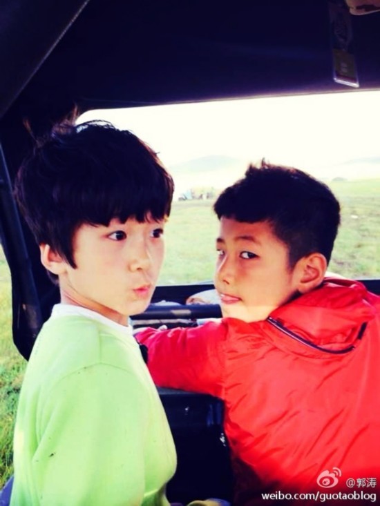 古风装扮自称像火风 天天石头成 <em>草原小姐妹</em> -