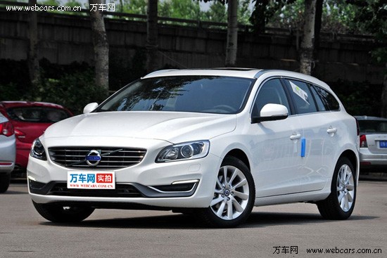 沃尔沃V60获赠价值6060元礼包 店内有现车