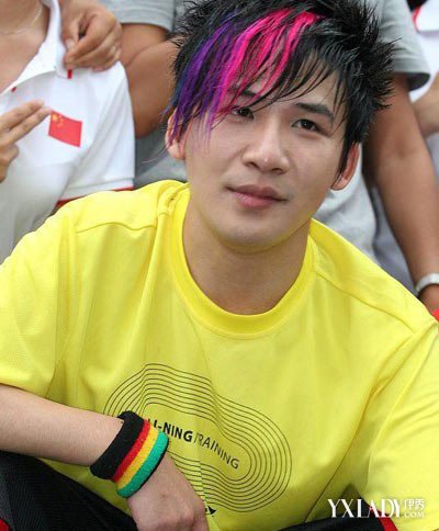 大张伟胡撸胡撸瓢儿非主流发型帅到没朋友