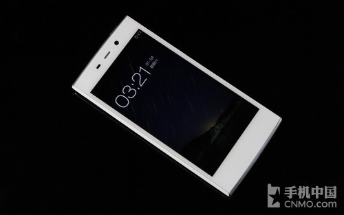 3GB RAM�ĺ˴����� IUNI U2���������� 