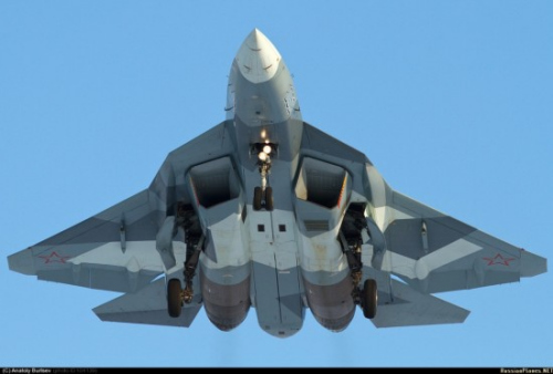 资料图：T-50战斗机腾空