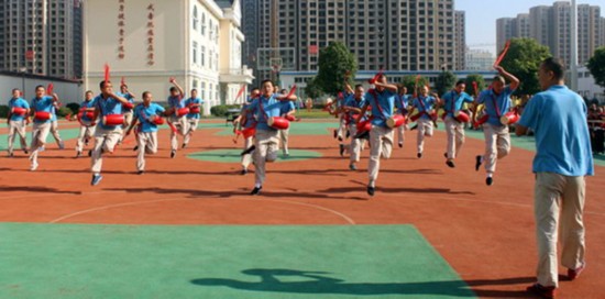 蚌埠戒毒所:军警共建育鼓人(图)