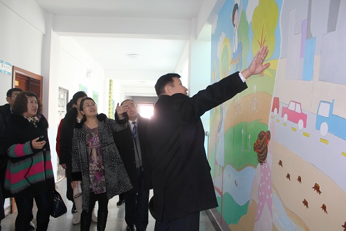 俄罗斯后贝加尔毛盖图区教育考察团莅临海拉尔