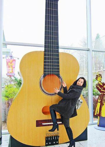 <em>姐姐妹妹站起来</em> 揭大小S姐妹团的坎坷情路【2