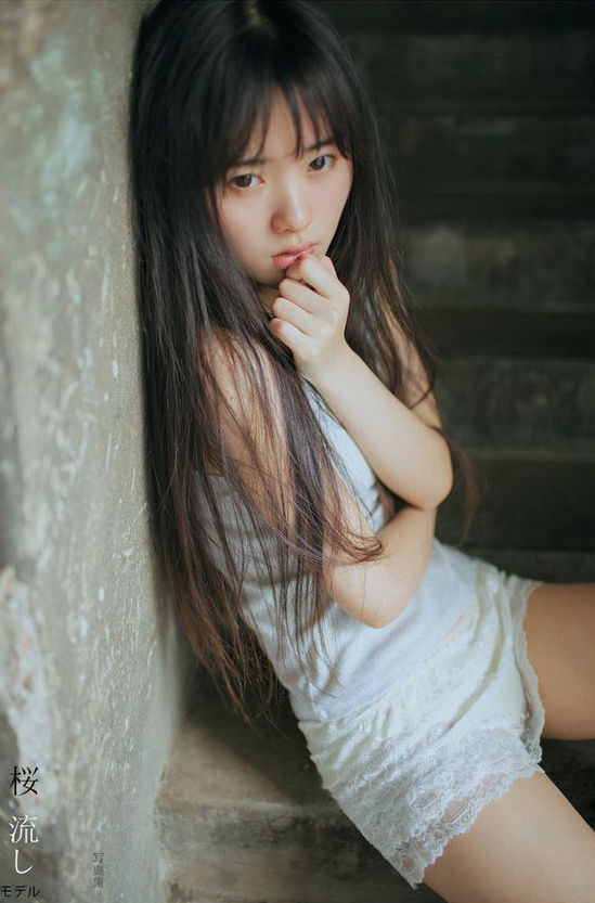 鞠婧内衣图片_鞠婧中国性感女星内衣