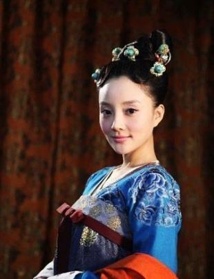 中韩古装美女PK 哪个美女最让你心动?