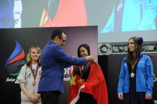 <em>四川</em>萌<em>妹子</em>勇夺星际争霸2世界冠军--国际--人民