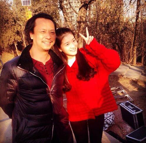 爱我就陪我看电影 杀青 张雪迎再牵手导演牛朝