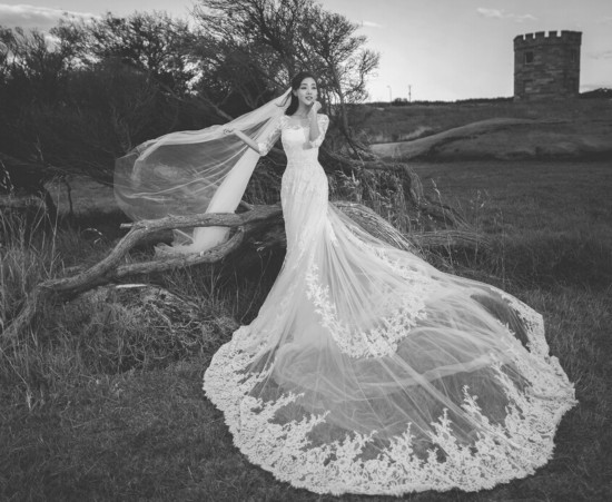 邓家佳10年恋情澳洲结婚 唐悠悠甜美新娘妆如