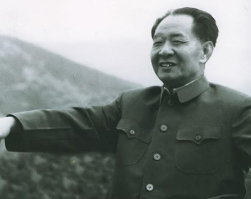 胡耀邦诞辰 其4个孩子为何有3个姓氏?