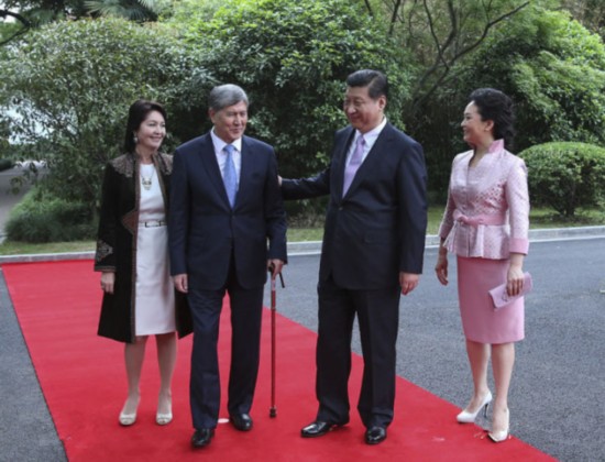 中国第一夫人成长照片全集,绝对不能错过!--人