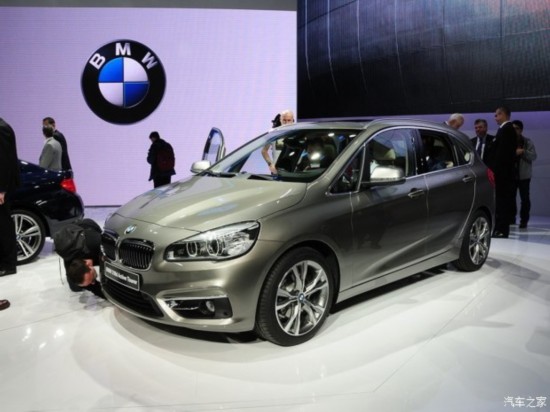 () 2ϵActive Tourer 2014 225i