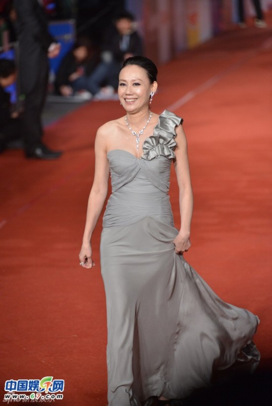 第49届台湾金马奖红毯回顾 林志玲超低胸抢镜