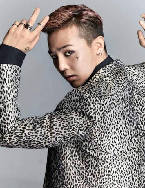 张杰权志龙罗志祥周杰伦张根硕 男明星穿豹纹