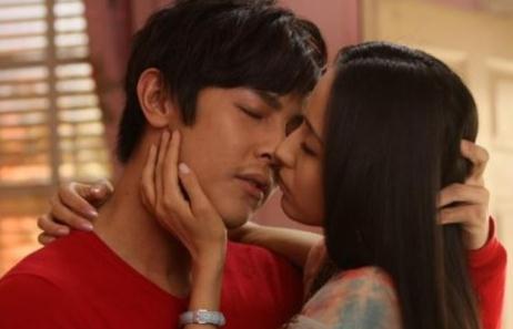 风中奇缘 刘诗诗彭于晏半裸接吻  四小花旦吻戏