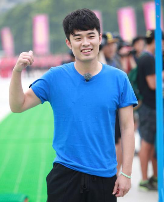 奔跑吧兄弟明星童年照 baby甜美陈赫喜感