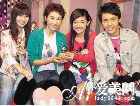 Angelababy整容前后照片对比 深扒娱圈最成功