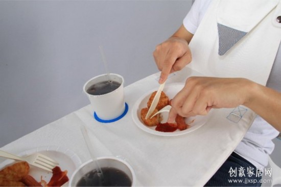 便携的户外创意餐桌——Napkin - www.jjxsp.com