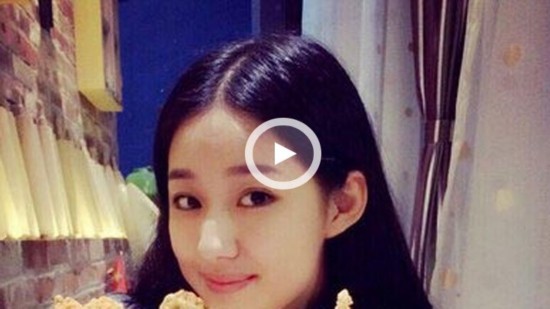 女生两千多v女生项链疑曝光上过天天向上(图)cos女子发型图片