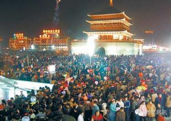 钟楼人口_法国人赠送的钟楼(2)