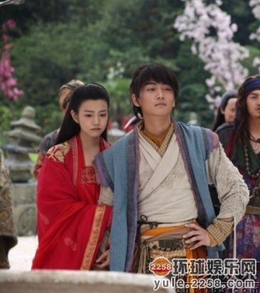陈妍希晒小龙女新照