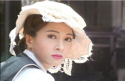 Angelababy参演《黄飞鸿》 各版十三姨大比拼