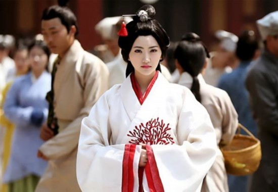 盗墓笔记花千骨风中奇缘 近期小说翻拍电视剧