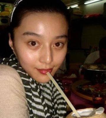 化妆师揭大牌明星真容 黄晓明脸弯梁朝伟个矮