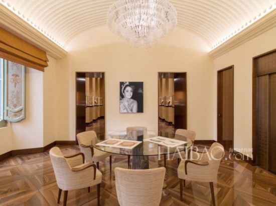  (Bulgari) ΪDOMVS֮ҡΪ (Bulgari) Ŷϵרչռ