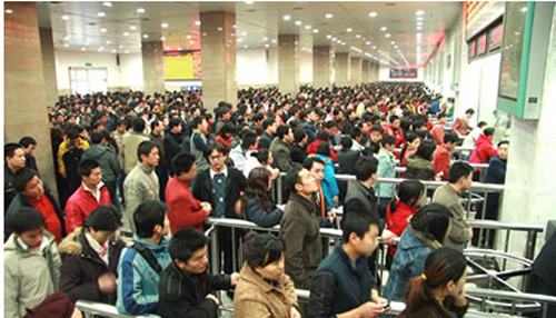 今起火车票预售期延至60天 12月7日可买春运