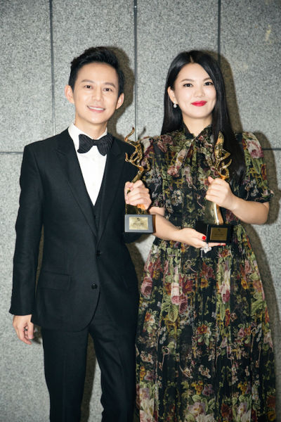  何炅李湘 晒合影引回忆狂潮 盘点 何炅李湘 早年