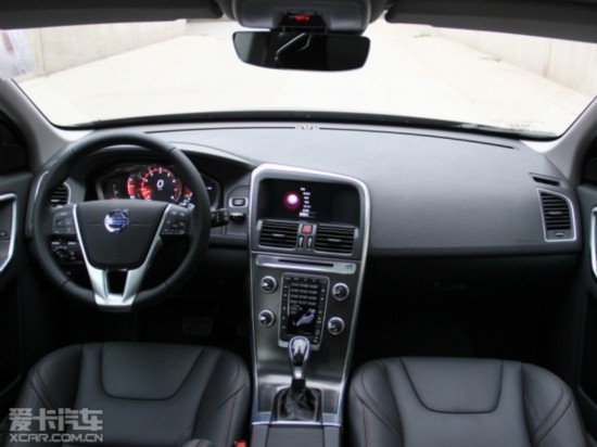 ֶ()2015ֶXC60