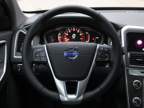 ֶ()2015ֶXC60