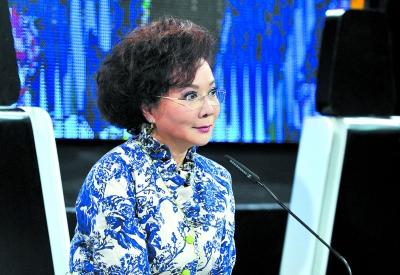 蔡明谈春晚落泪 后悔太忙没能陪儿子成长(图)