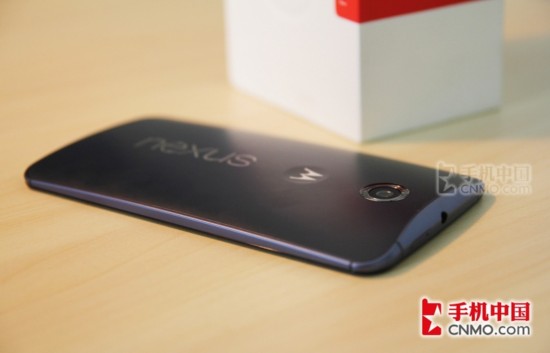 5.96英寸2K屏安卓5.0 Nexus 6开箱图赏