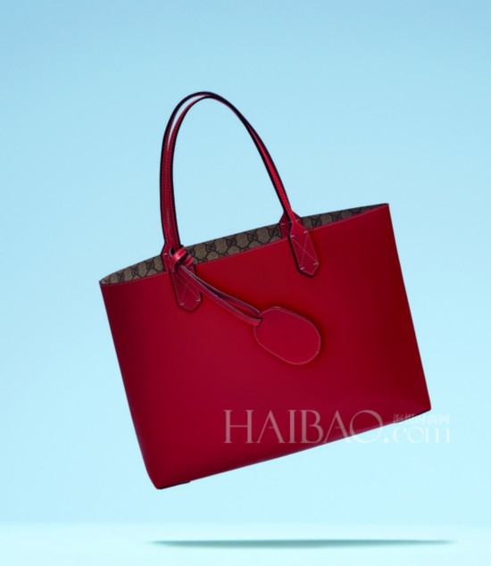 �ų� (Gucci) ʥ������ѡϵ��ŮʿTurnaroundϵ���ִ�