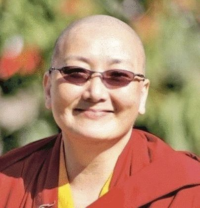 盘点娱乐圈遁入空门的女明星 林妹妹陈晓旭看破红尘