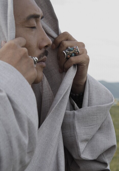 容中尔甲《又见高原红》:音乐和爱一样浓--陕西