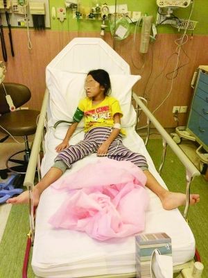 外籍男虐待中国养女致其病危 警方介入调查(图
