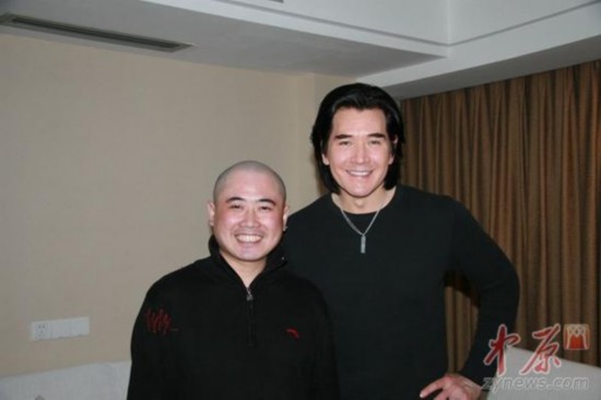 流浪歌手自创《我是登封人》 进入中小学课堂