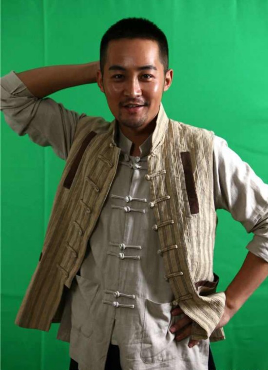 张嘉译封麦不再唱 《花红花火》演痞子英雄-