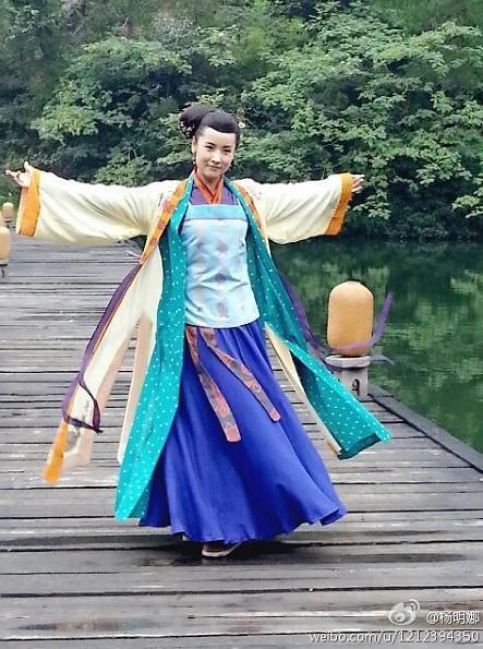 张馨予毛晓彤赵丽颖 新神雕女配角火了