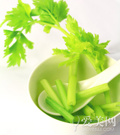 叶绿素美肌有奇效!想漂亮,多吃绿叶菜