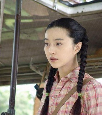 王思聪吐槽陈妍希版小龙女似傻姑 绝色女星村